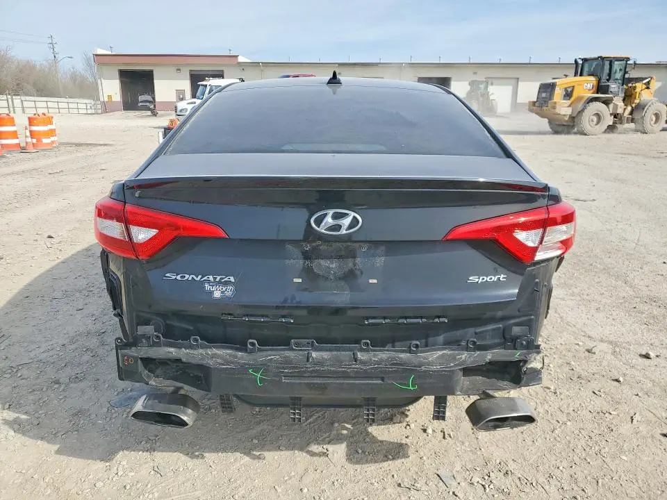 2016 HYUNDAI SONATA SPORT  