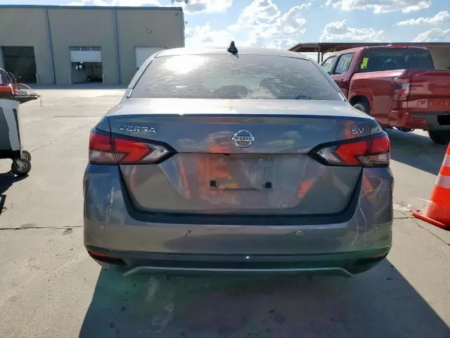 2020 NISSAN VERSA SV  