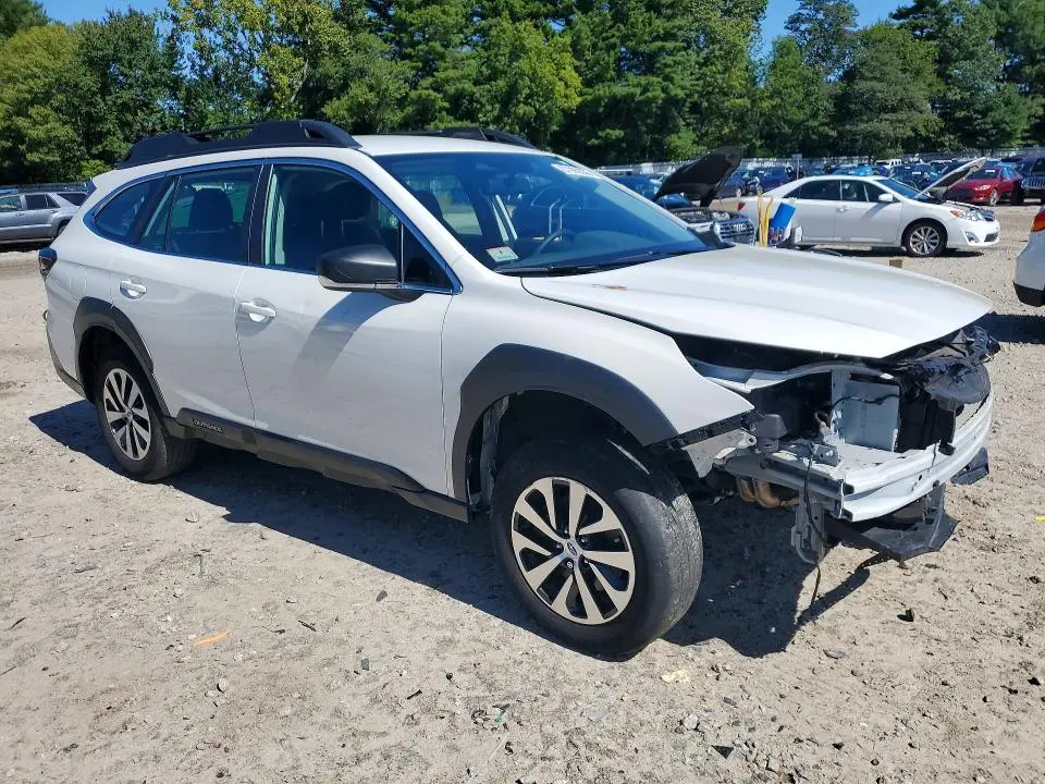 2025 SUBARU OUTBACK   