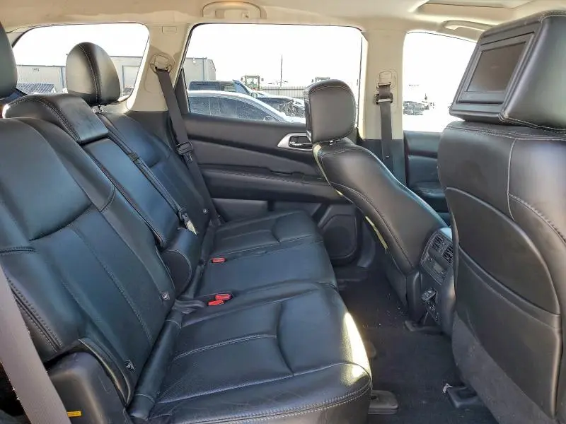 2014 NISSAN PATHFINDER S  