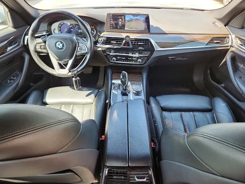 2018 BMW 530 XI  