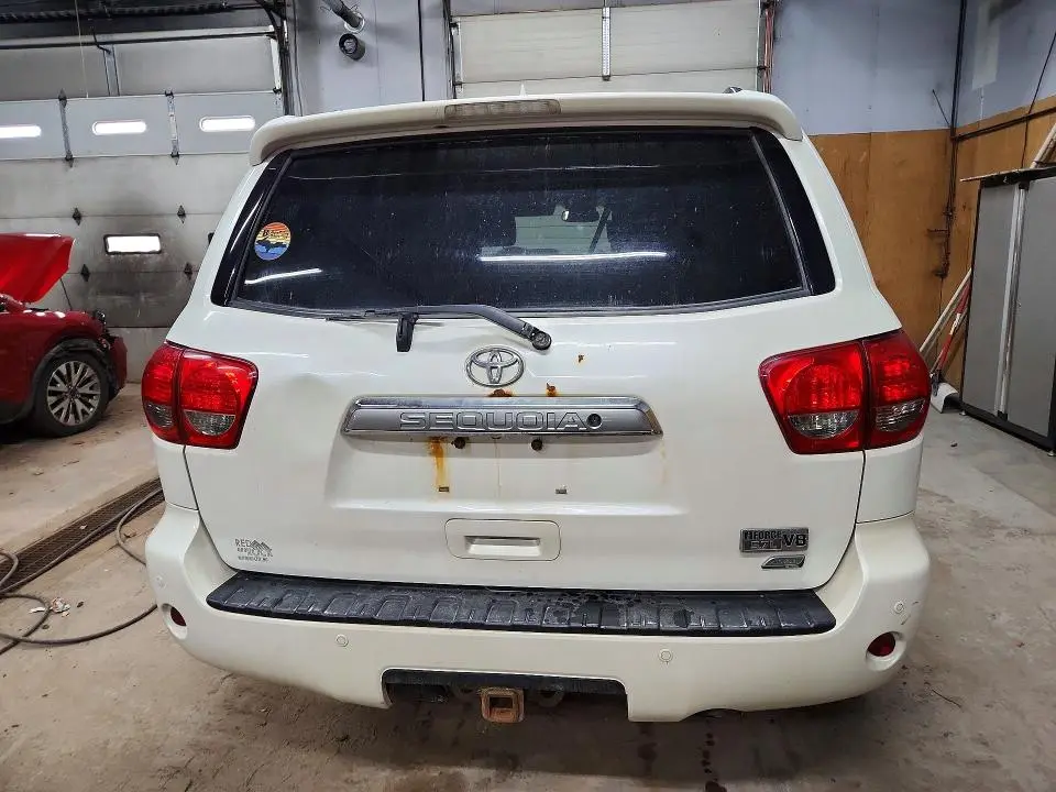 2012 TOYOTA SEQUOIA PLATINUM  