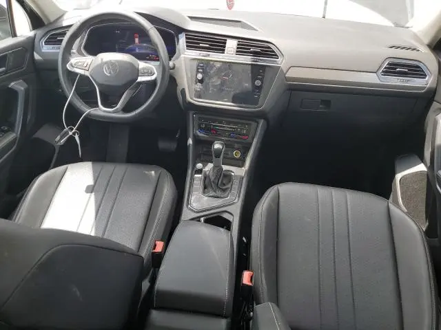 2022 VOLKSWAGEN TIGUAN SE  