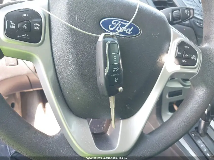 2017 FORD FIESTA SE