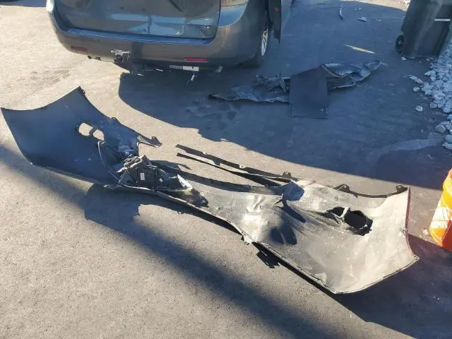 2013 TOYOTA SIENNA XLE  