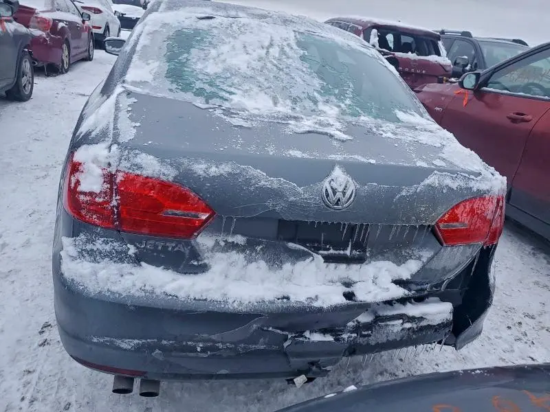 2013 VOLKSWAGEN JETTA BASE  