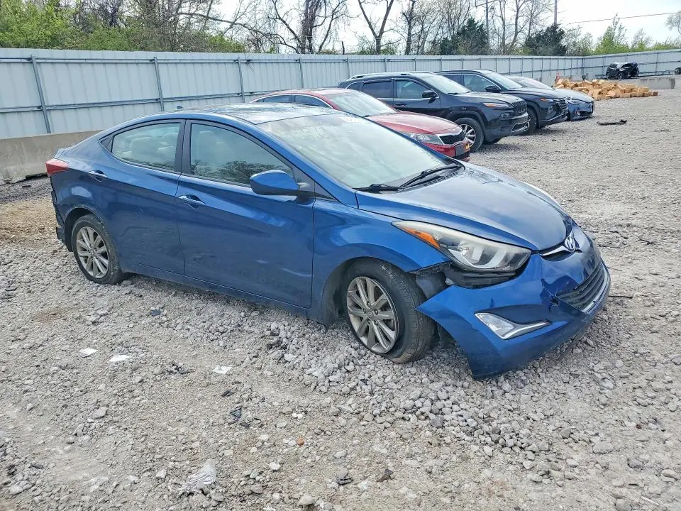 2014 HYUNDAI ELANTRA SE  