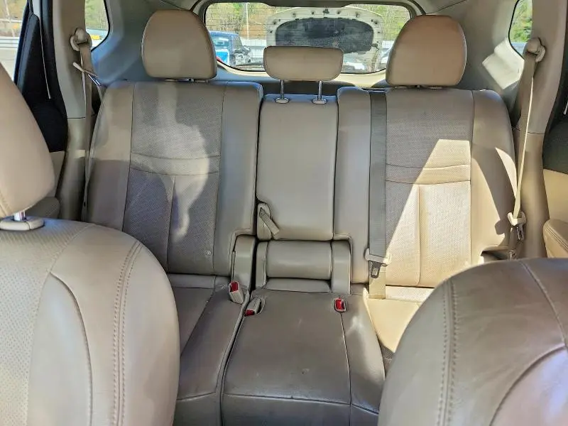 2014 NISSAN ROGUE S  