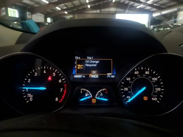 2017 FORD ESCAPE SE  