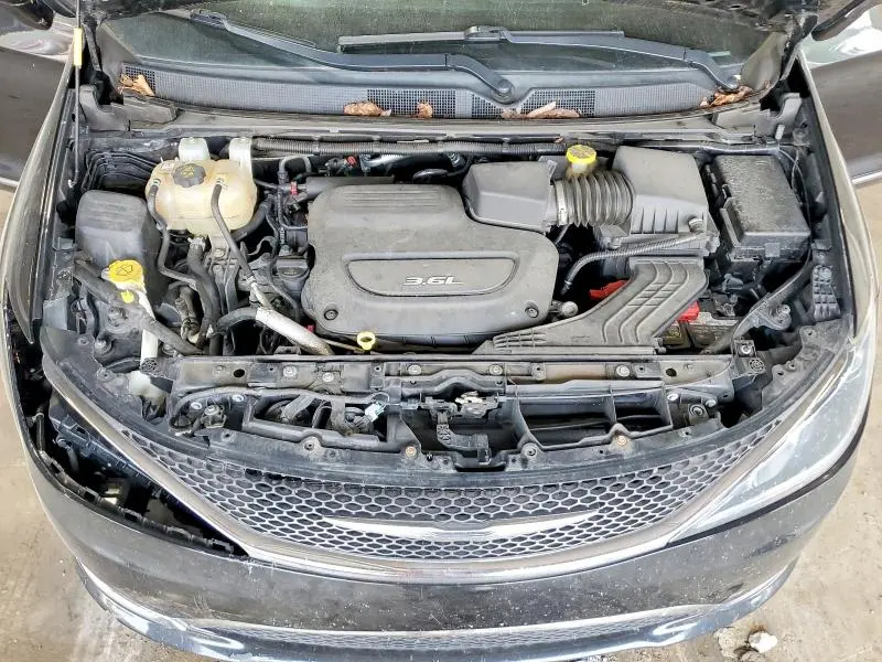 2017 CHRYSLER PACIFICA TOURING L  