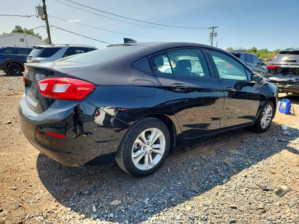 2019 CHEVROLET CRUZE LS  