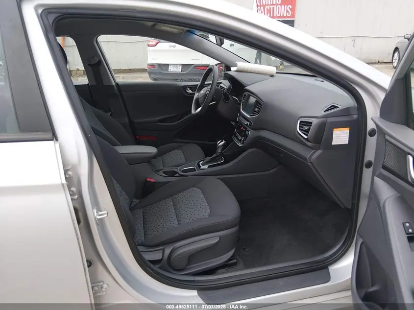 2018 HYUNDAI IONIQ HYBRID BLUE