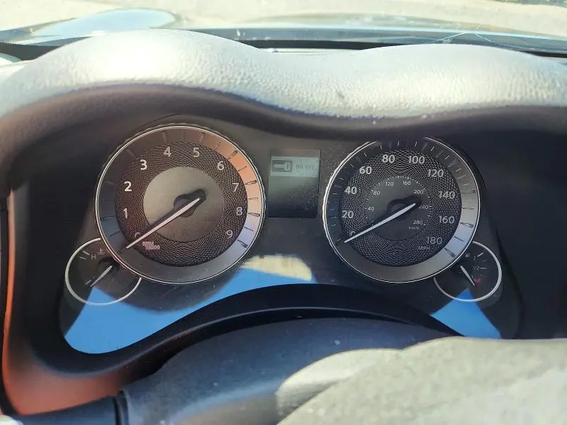 2011 INFINITI M37 BASE  