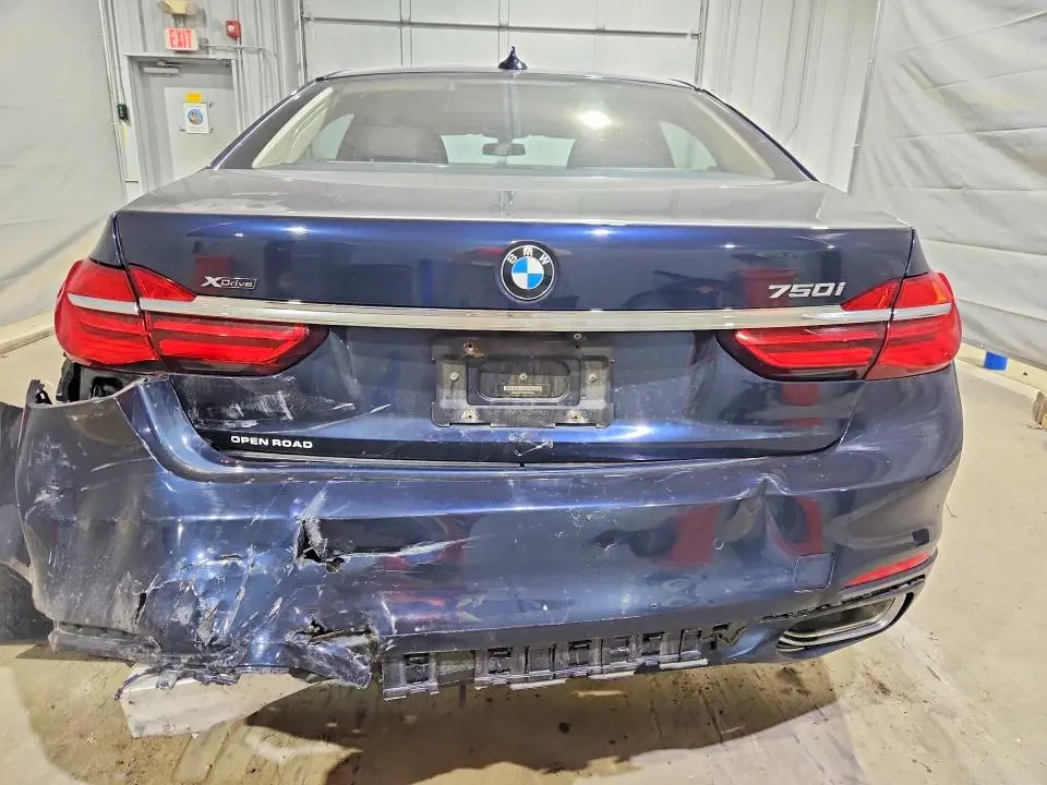 2019 BMW 750 XI  