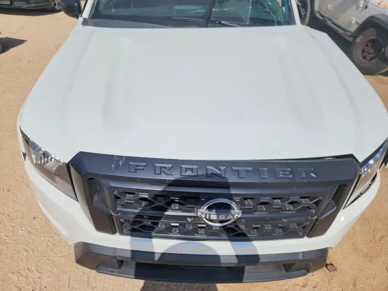 2024 NISSAN FRONTIER S  