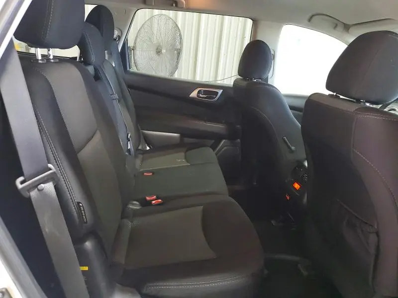 2019 NISSAN PATHFINDER SV  