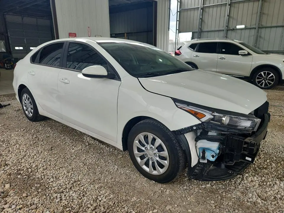 2023 KIA FORTE   