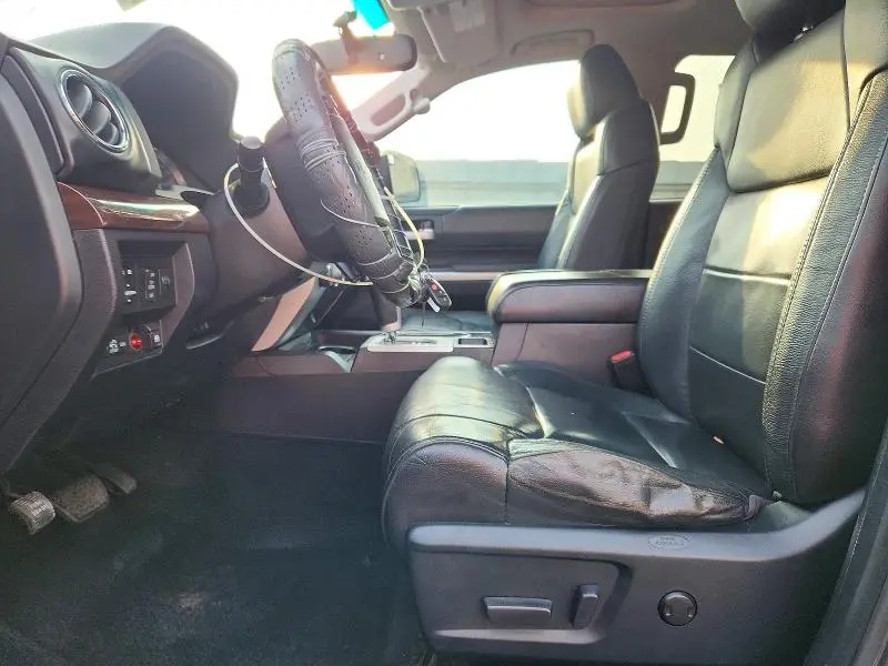 2017 TOYOTA TUNDRA CREWMAX LIMITED  