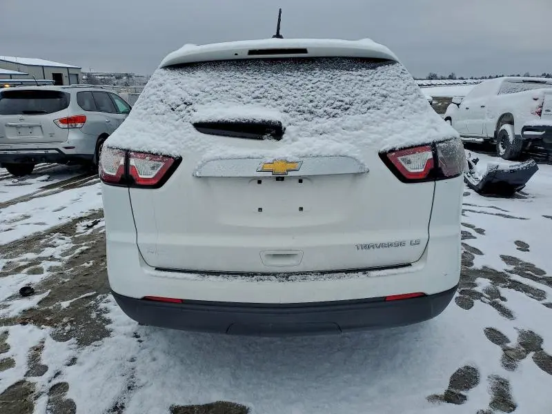 2016 CHEVROLET TRAVERSE LS  