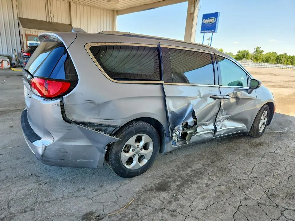 2017 CHRYSLER PACIFICA TOURING L PLUS  