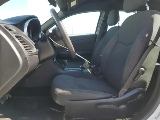 2012 CHRYSLER 200 LX