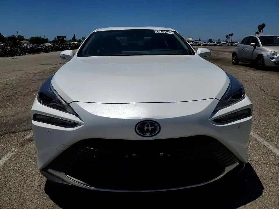 2022 TOYOTA MIRAI XLE  