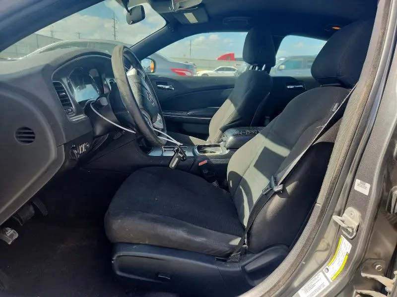 2012 DODGE CHARGER SE  