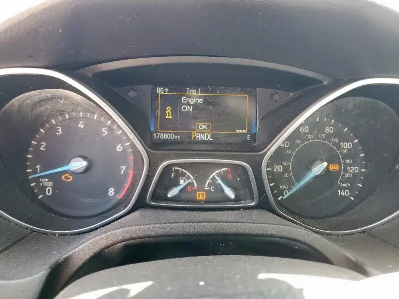 2015 FORD FOCUS SE