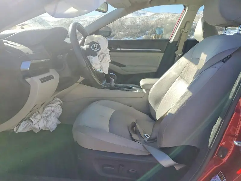 2019 NISSAN ALTIMA SV  