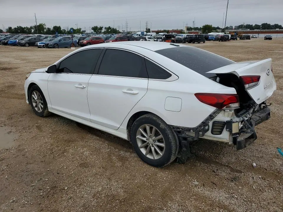 2018 HYUNDAI SONATA SE  