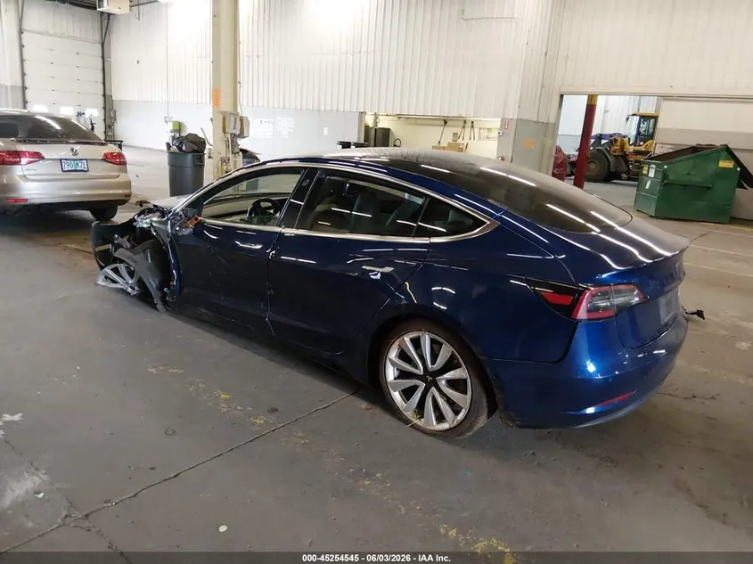 2018 TESLA MODEL 3 LONG RANGE/PERFORMANCE