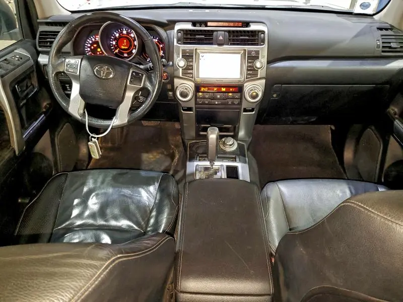 2010 TOYOTA 4RUNNER SR5  