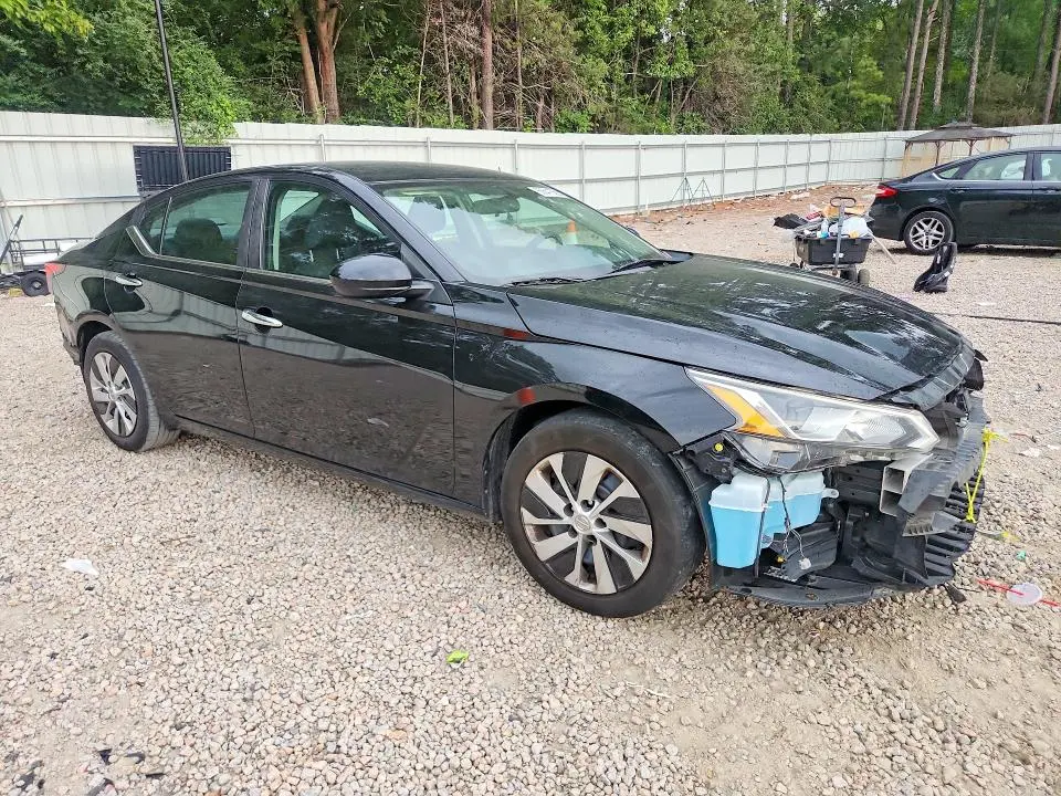 2020 NISSAN ALTIMA S  