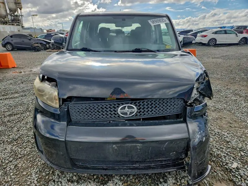 2010 TOYOTA SCION XB  