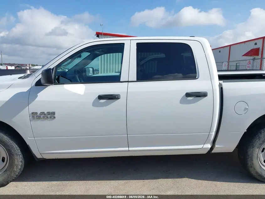 2018 RAM 1500 TRADESMAN  4X2 5'7 BOX