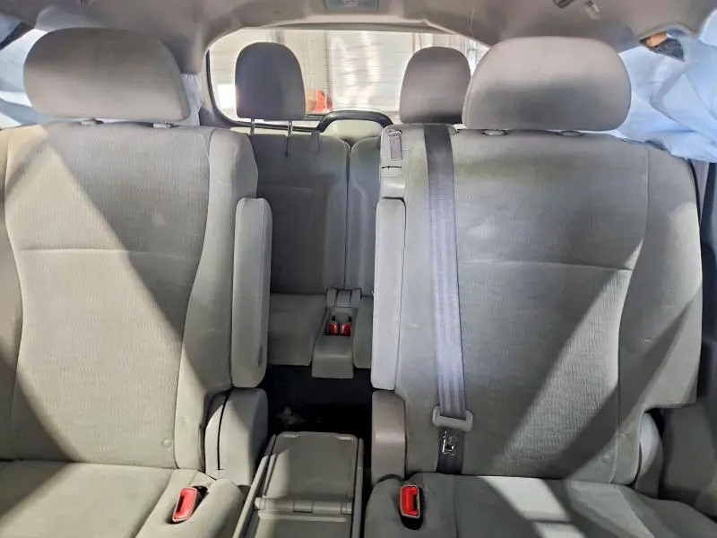 2011 TOYOTA HIGHLANDER BASE  