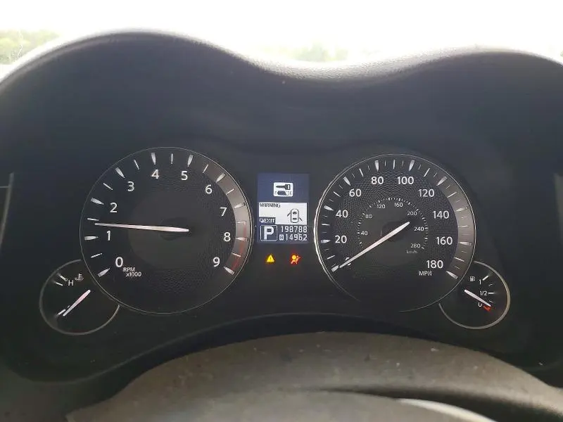 2011 INFINITI M37 BASE  