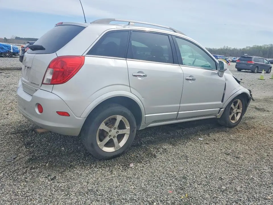 2014 CHEVROLET CAPTIVA LT  