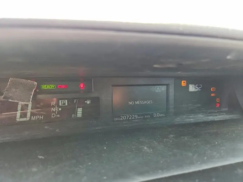 2015 TOYOTA PRIUS V THREE  