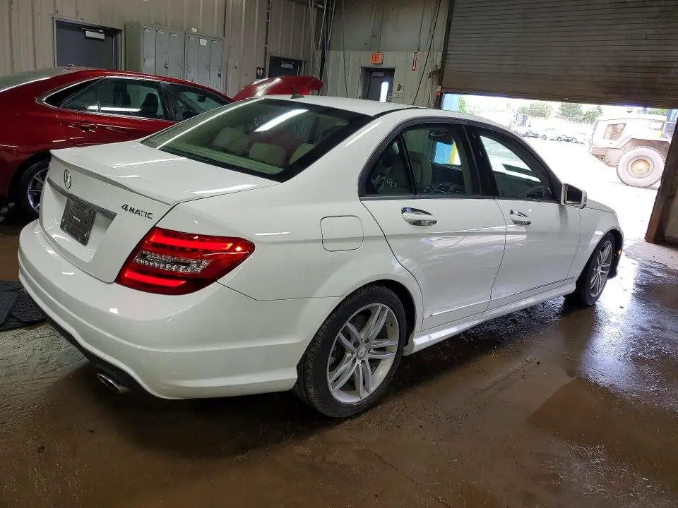 2013 MERCEDES-BENZ C 300 4MATIC  