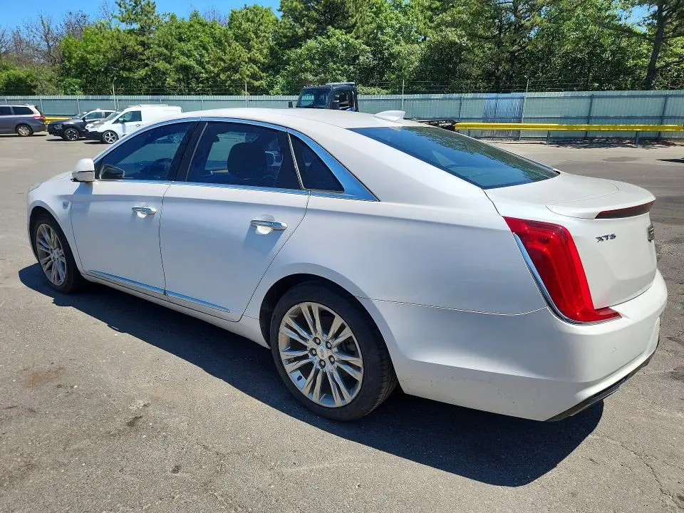 2018 CADILLAC XTS LUXURY  