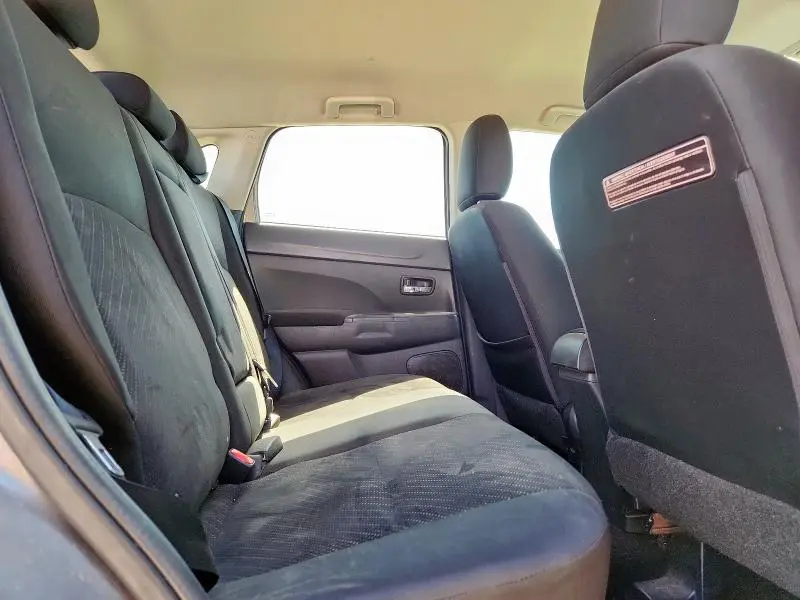 2014 MITSUBISHI OUTLANDER SPORT SE  