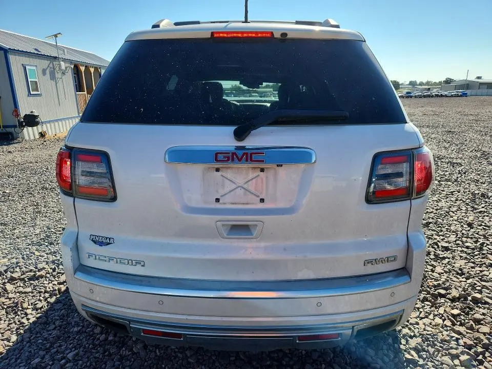 2016 GMC ACADIA DENALI  