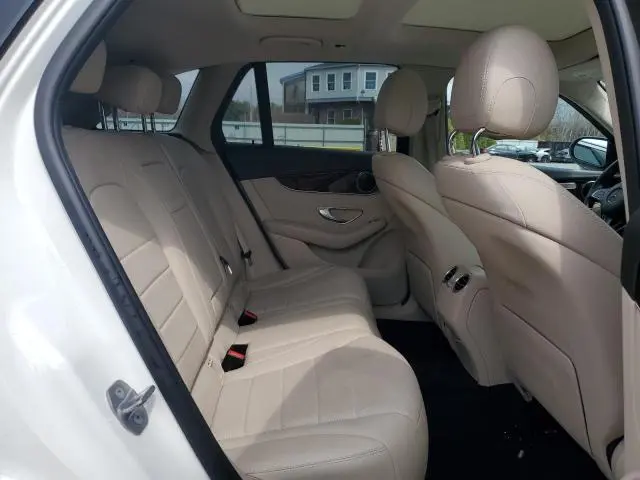 2019 MERCEDES-BENZ GLC 300 4MATIC  