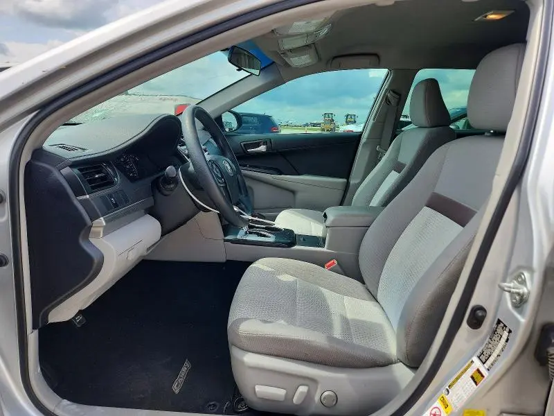 2014 TOYOTA CAMRY LE  
