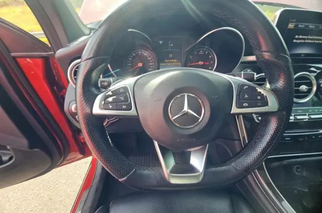 2019 MERCEDES-BENZ GLC 300  