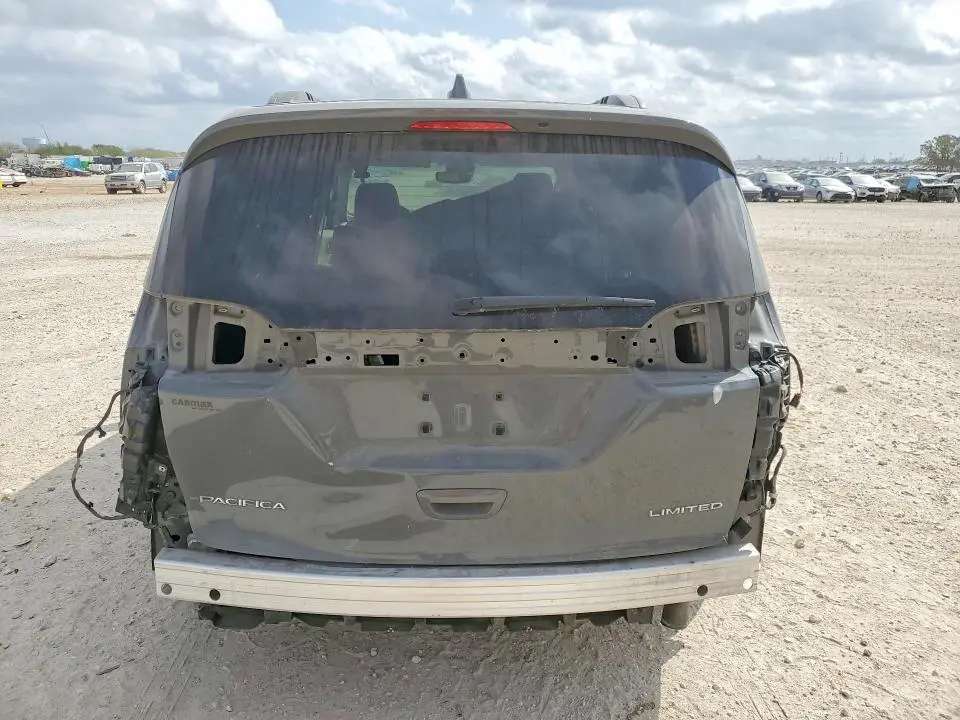 2022 CHRYSLER PACIFICA LIMITED  