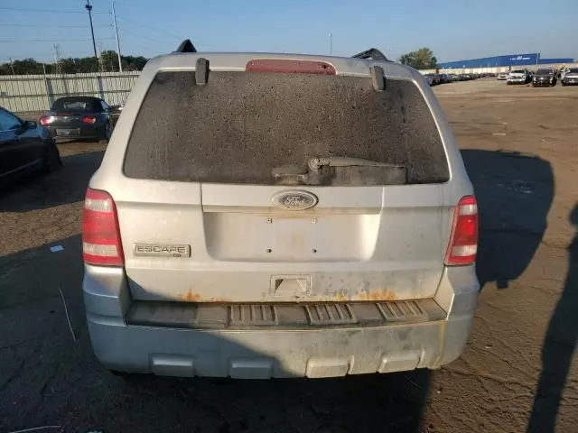 2011 FORD ESCAPE XLT  