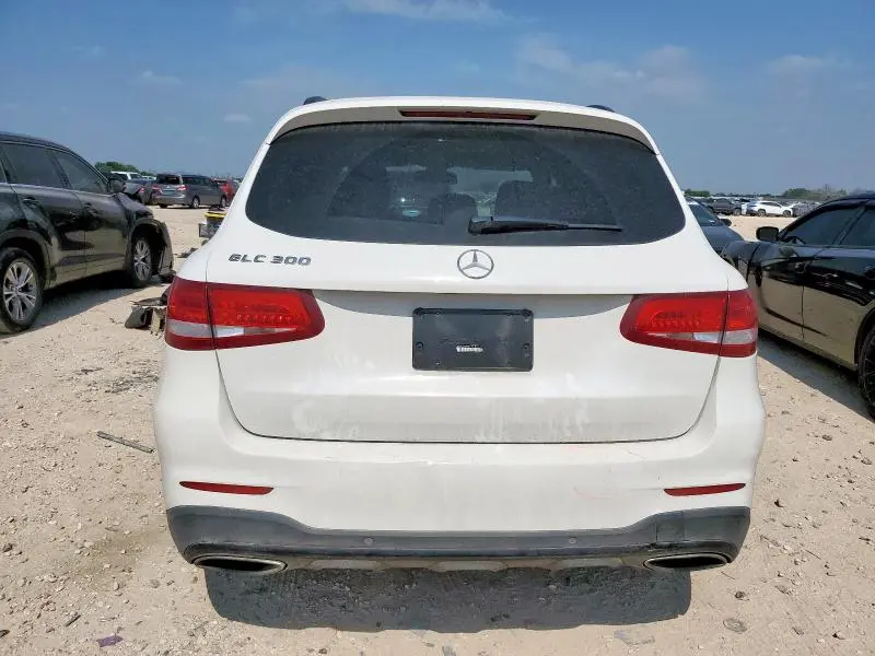 2019 MERCEDES-BENZ GLC 300  