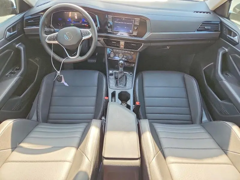 2024 VOLKSWAGEN JETTA SE  